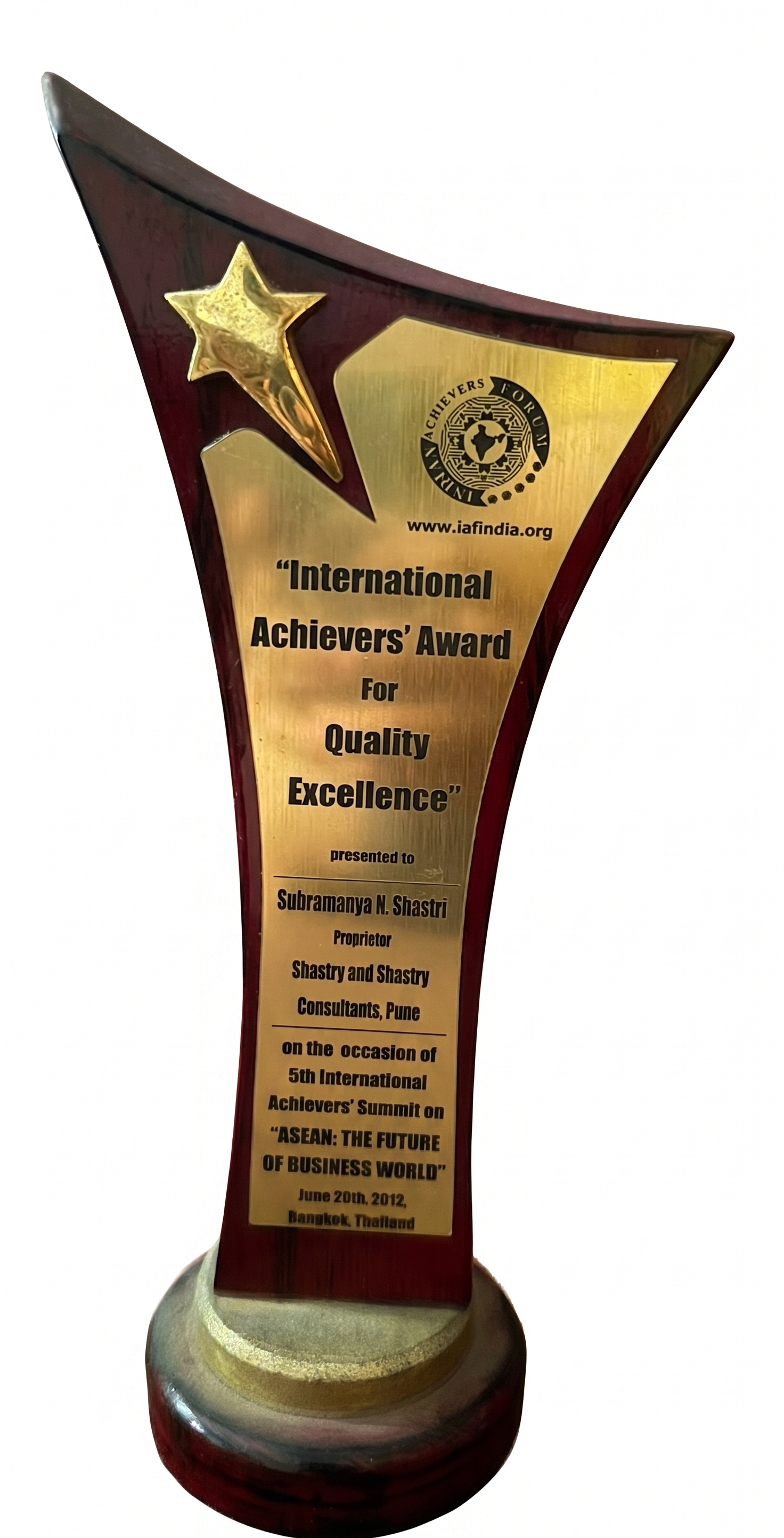 International Achievers Award